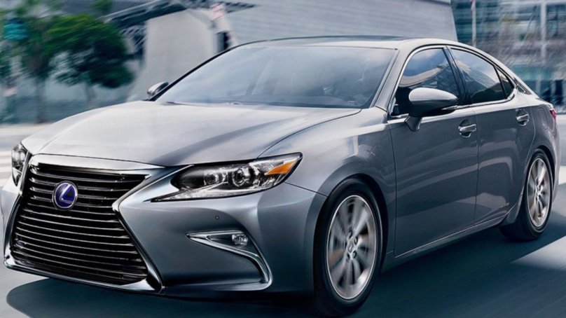 Лексус es 300h гибрид