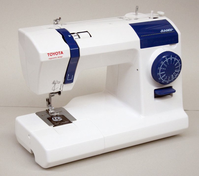 Швейная машинка Toyota Finesse 827