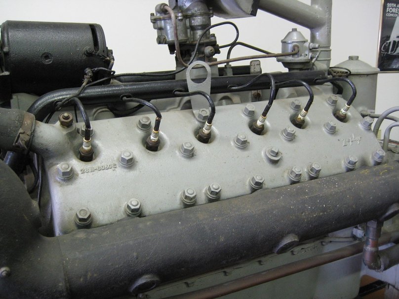 КРАЗ v12 двигатель