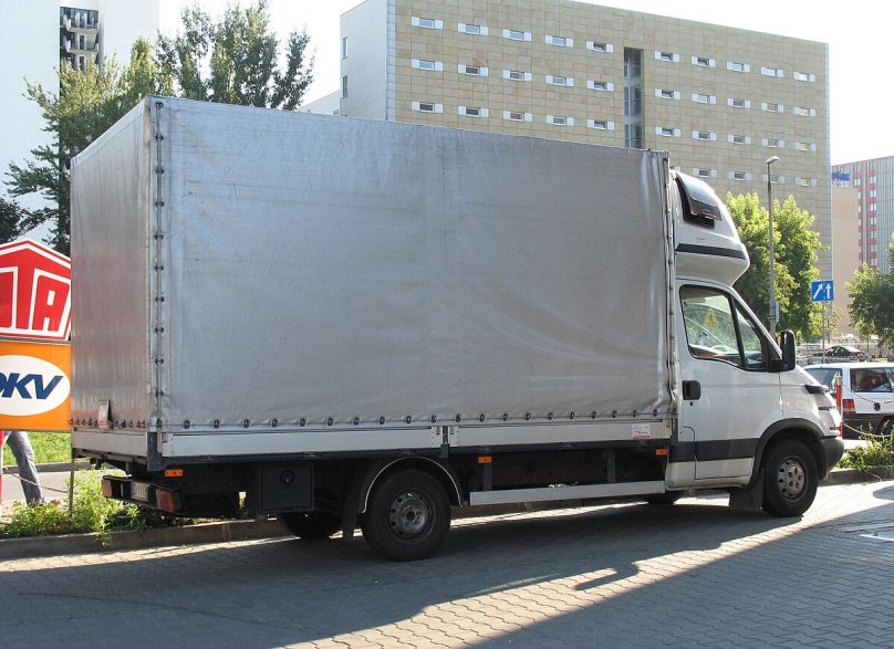 Ивеко Дейли тентованный