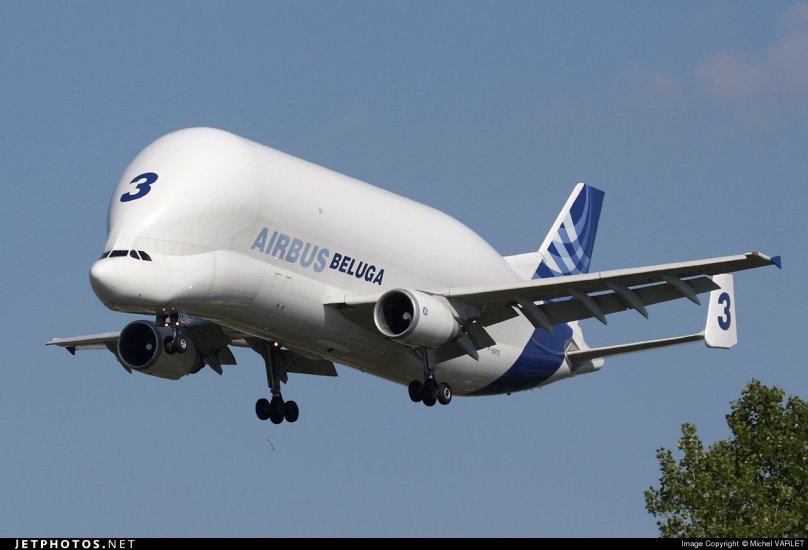 Airbus Beluga самолет