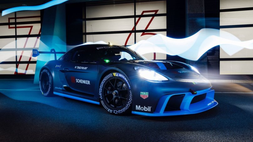 Машина Porsche Мишлен