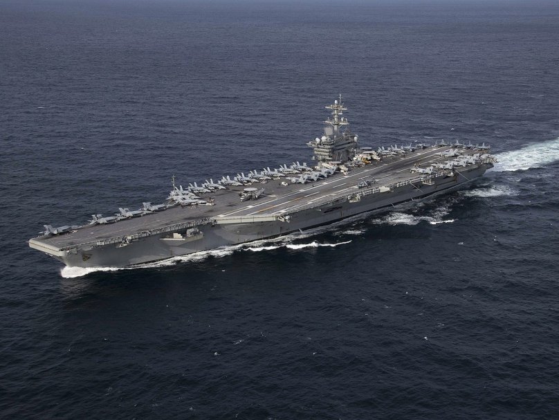 USS Abraham Lincoln CVN-72