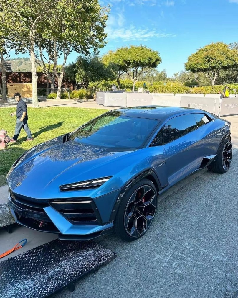 Ламборгини Хуракан 2018