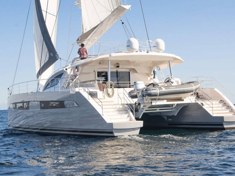 Катамаран Привиледж