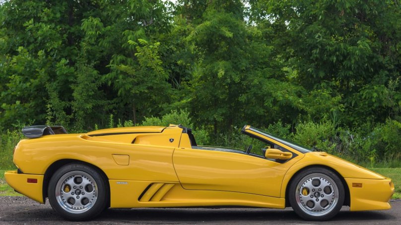 Ламборджини диабло родстер