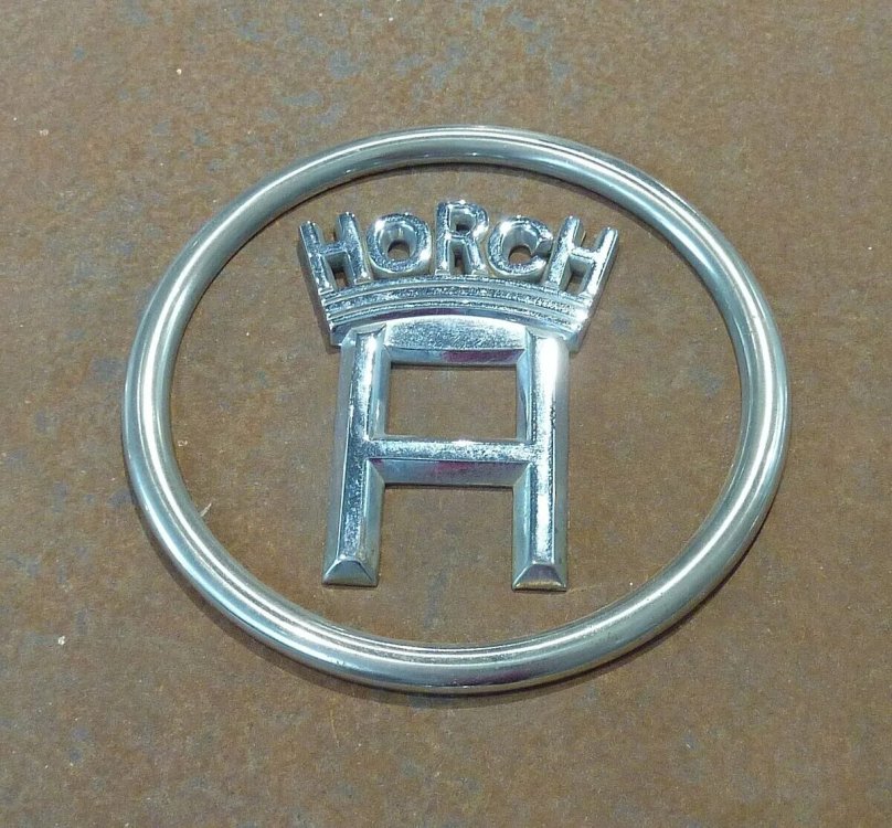 Хорьх значок