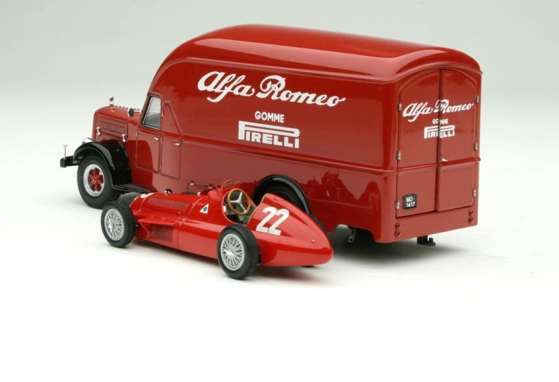 Alfa Romeo 500 Transporter Scuderia Alfa Romeo Formula 1 Team 1950 Red