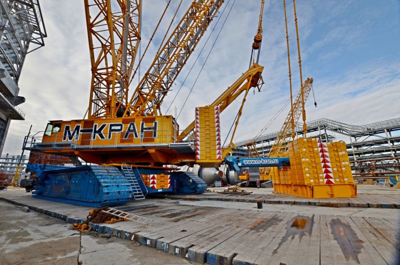 Гусеничный кран cc 8800