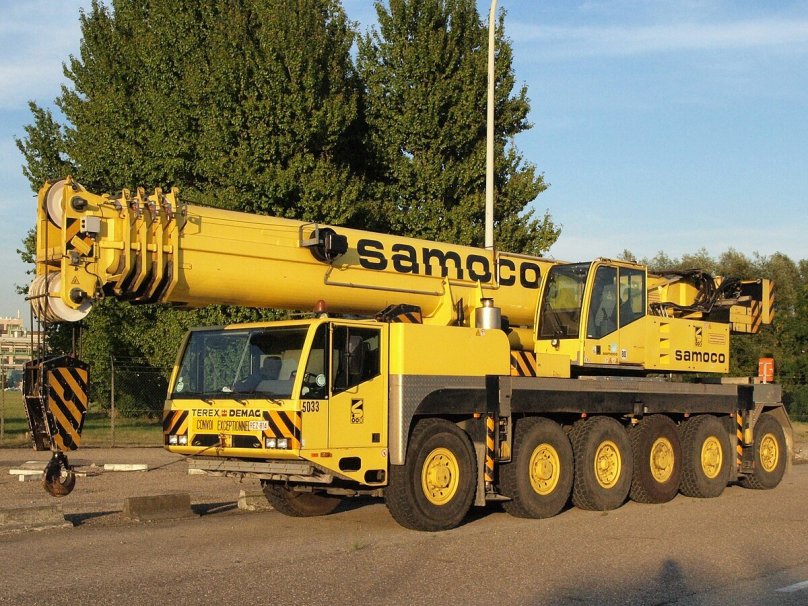 Faun HK Demag TC 2500 Crane