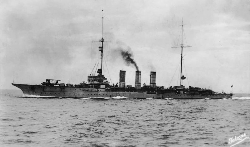 Итальянский крейсер Эльба