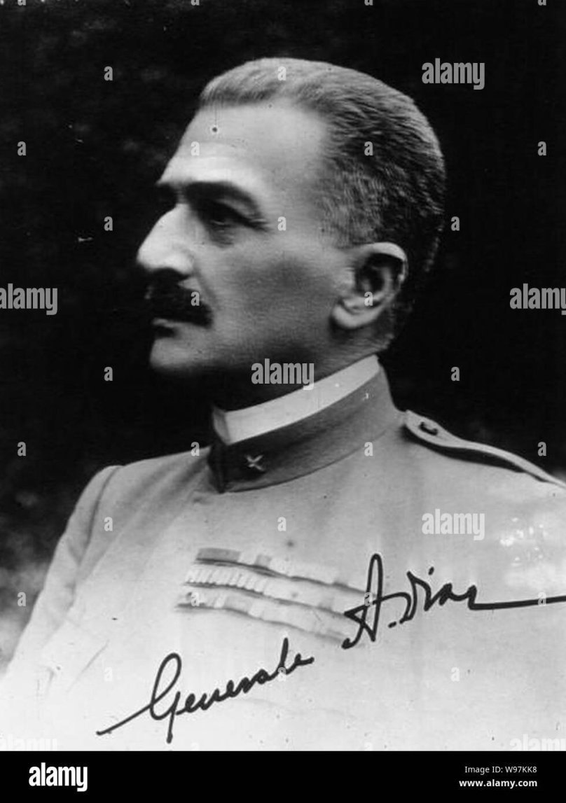 Армандо Диас