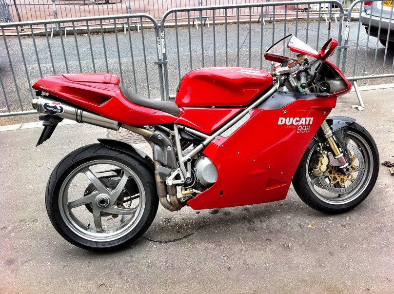 Ducati 811