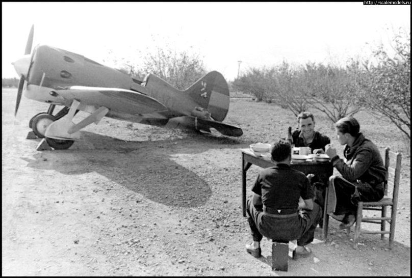 1936 Советские летчики в Испании