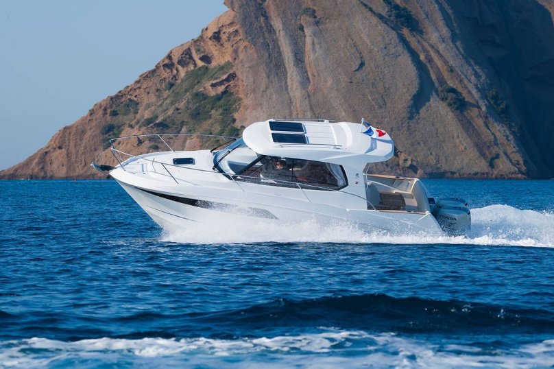 Beneteau 8.80