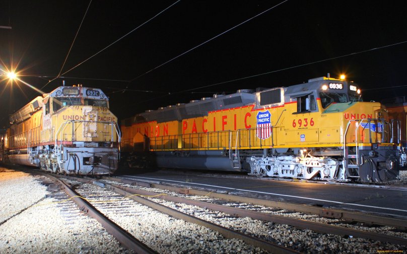EMD dda40x Train