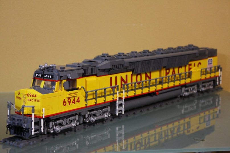 Лего поезд BNSF