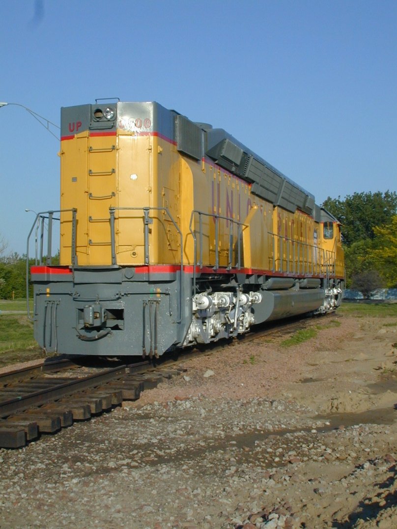EMD dda40x внутри