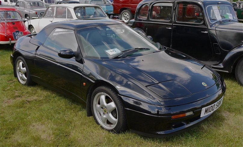 Лотус Элан 1989