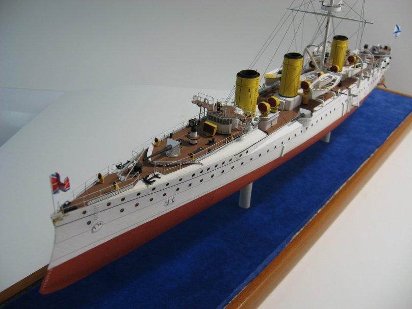 Боярин бронепалубный крейсер