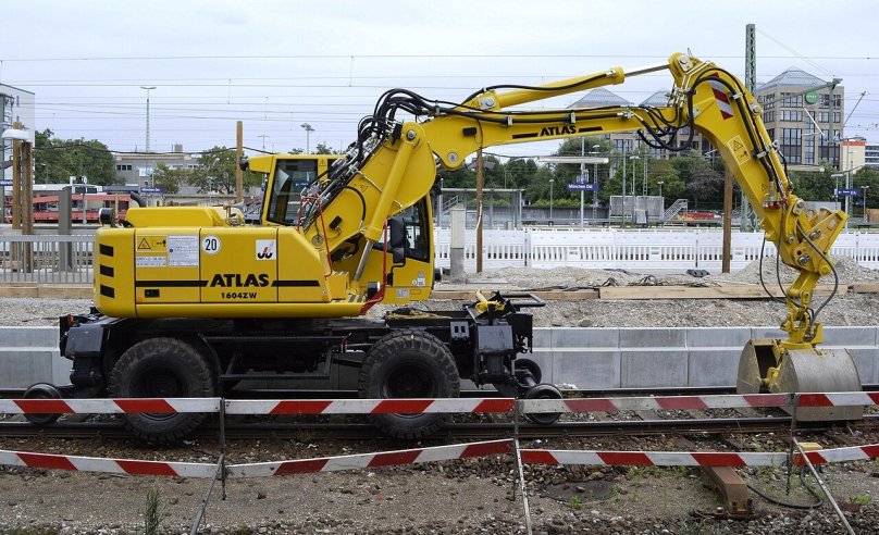 Экскаватор атлас 1604