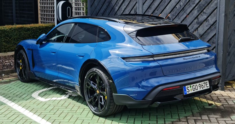 Порше кросс Туризмо