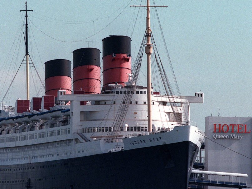 Куин Мэри столкновение