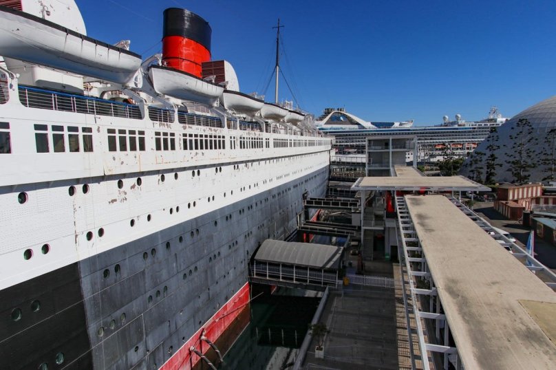 Лайнер RMS Queen Mary 2022
