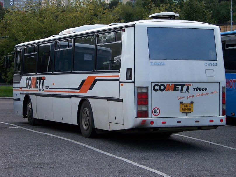 Кароса автобус производитель