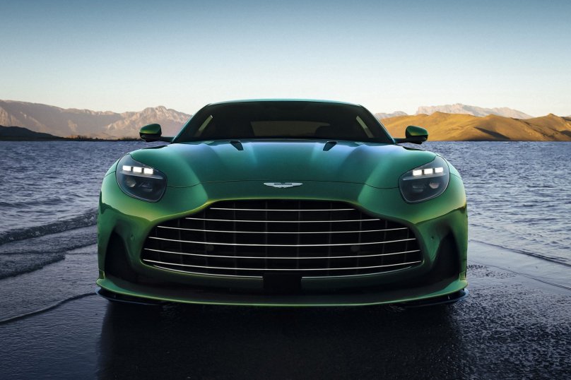 Aston Martin db12 volante