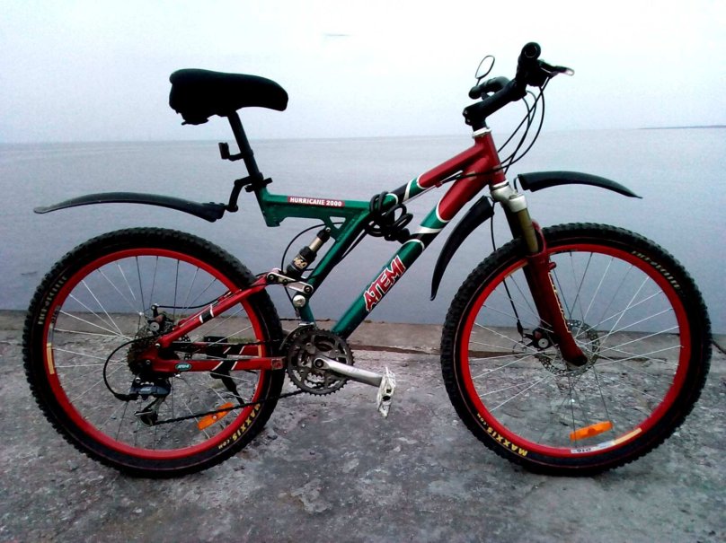 Велосипед Atemi Hurricane 300