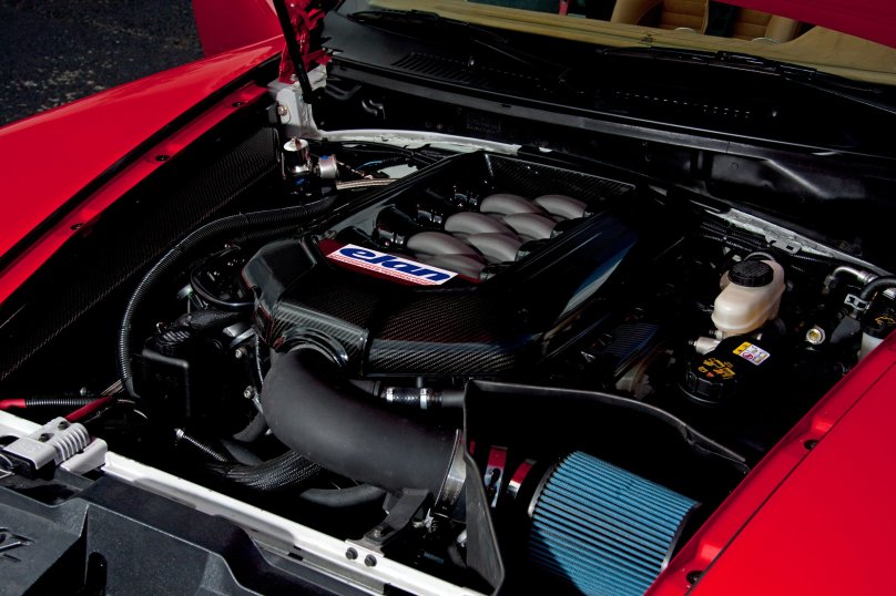 Родстер расположение двигателя