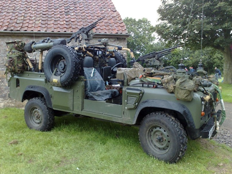 Ленд Ровер 110 военный
