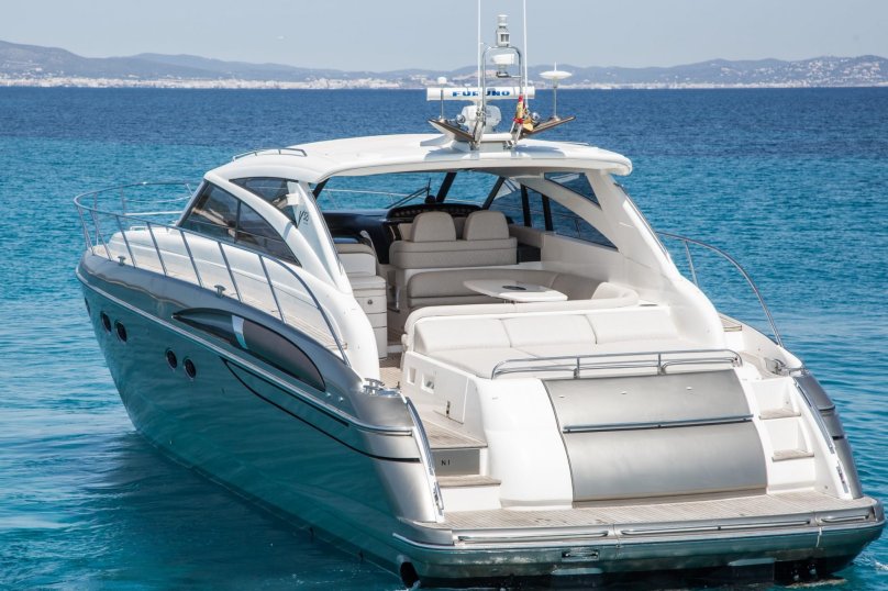 Катер принцесса 315