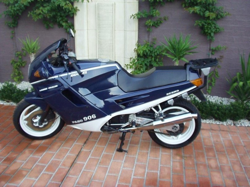 Ducati 1990