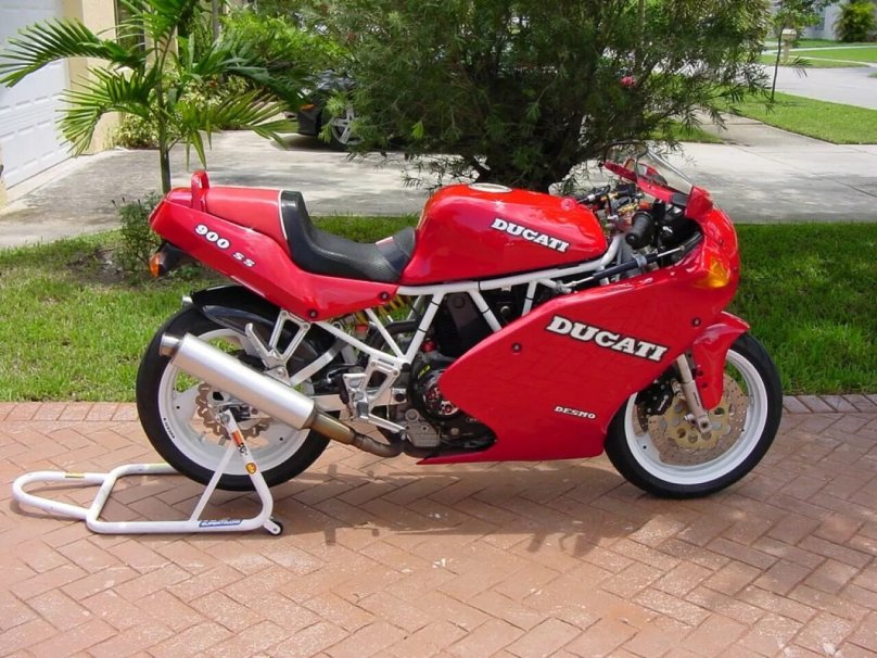 Ducati 906 1994