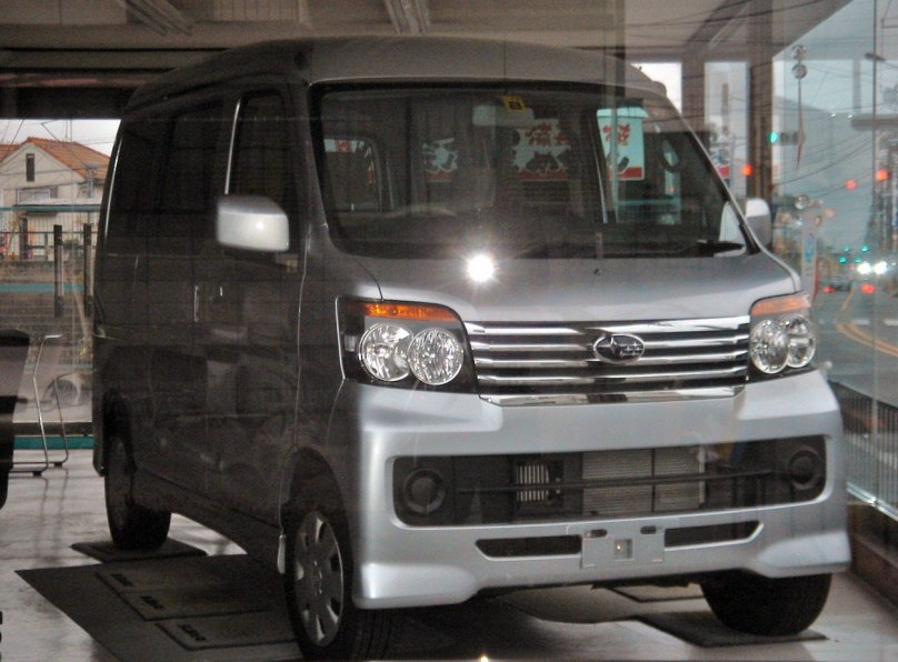 Субару Самбар 2010