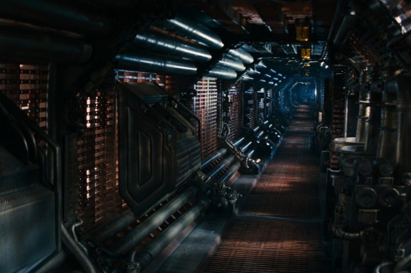 Ностромо космический корабль внутри