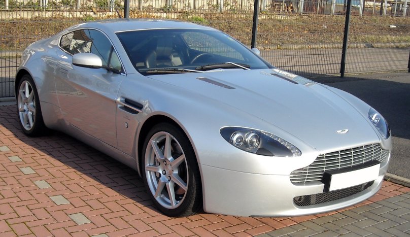 Aston Martin v8 Vantage 2005