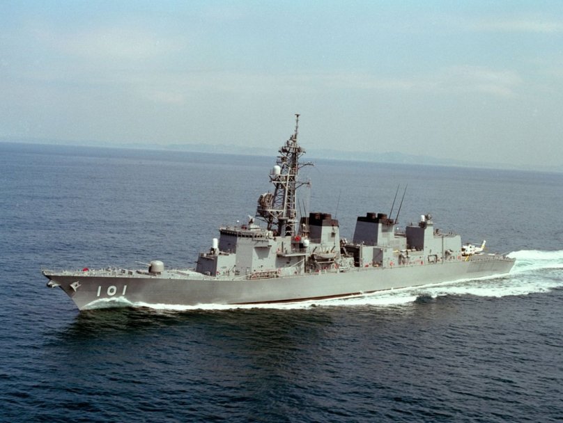 USS Truxtun CGN-35