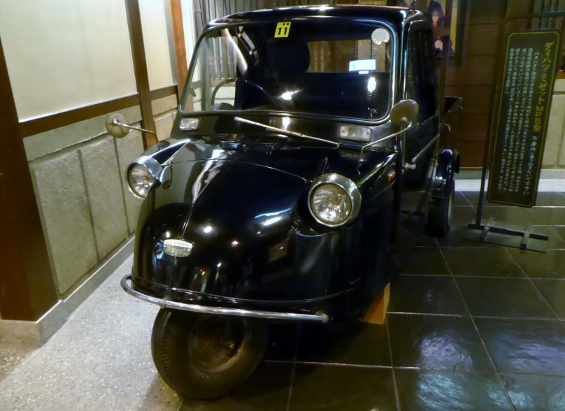 Дайхатсу Миджет салон