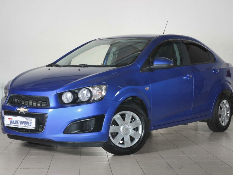 Chevrolet Aveo т300 седан