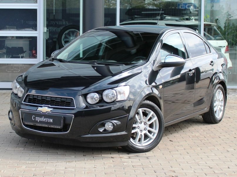 Chevrolet Aveo 2013 черный