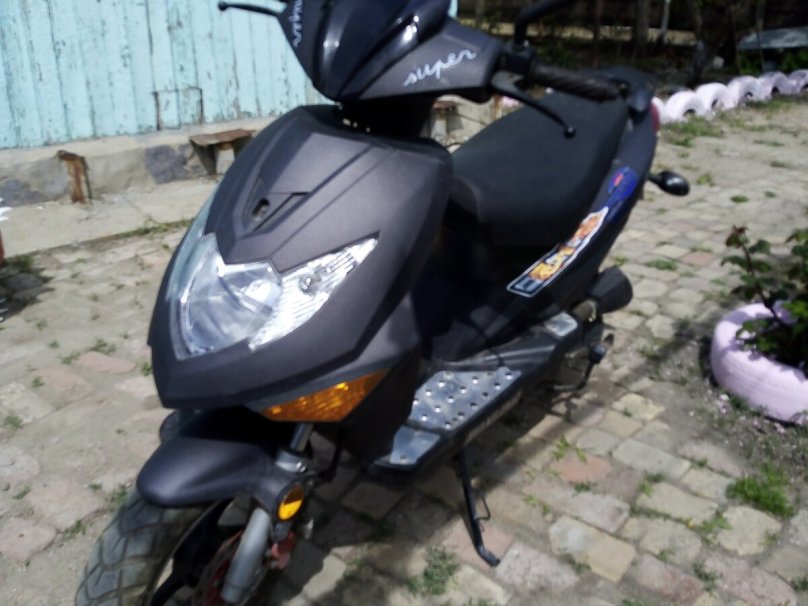 Скутер Honling Boomerang