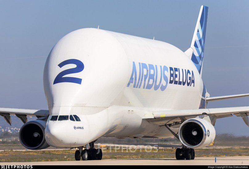 Белуга Эйрбас самолет