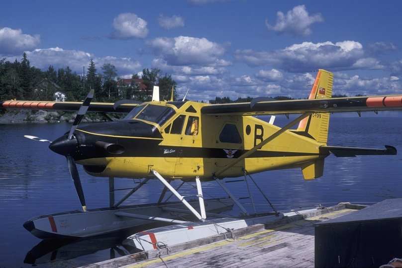 Канадский самолет DHC-1