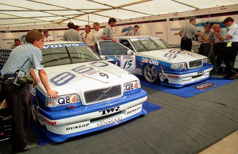 Volvo 850 Race