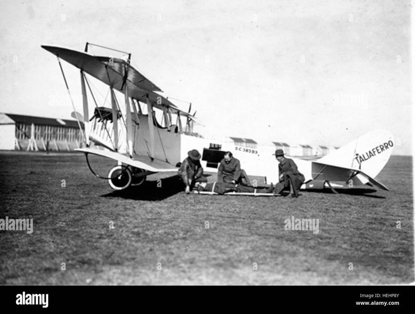 Дженни в самолете