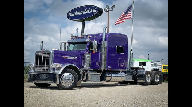 Peterbilt 389 Heavy Hauler