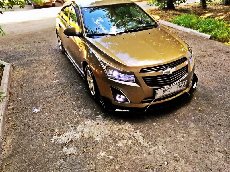 Chevrolet Cruze 2013 Gold